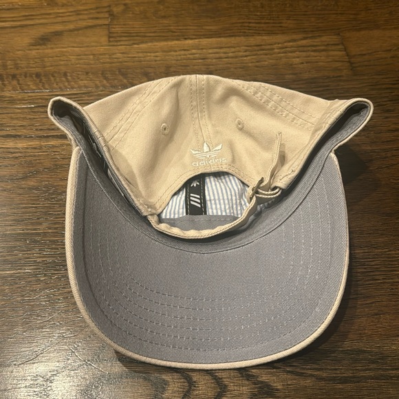 Adidas Baseball Cap - Picture 2 of 2